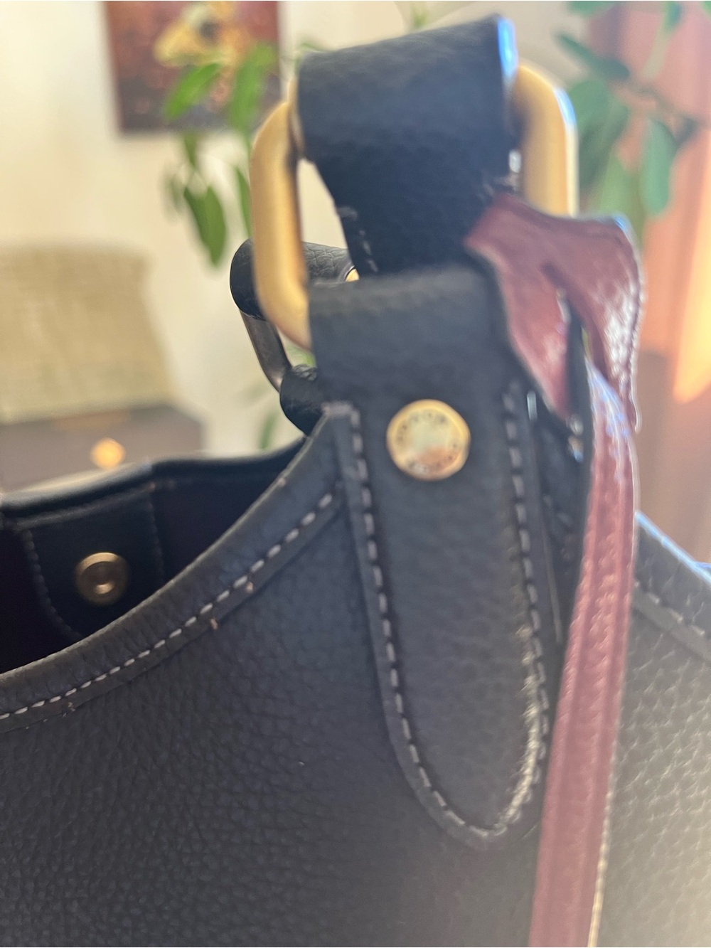 Coach Leather Tote Bag with gold tone hardware - Picture 6 of 15